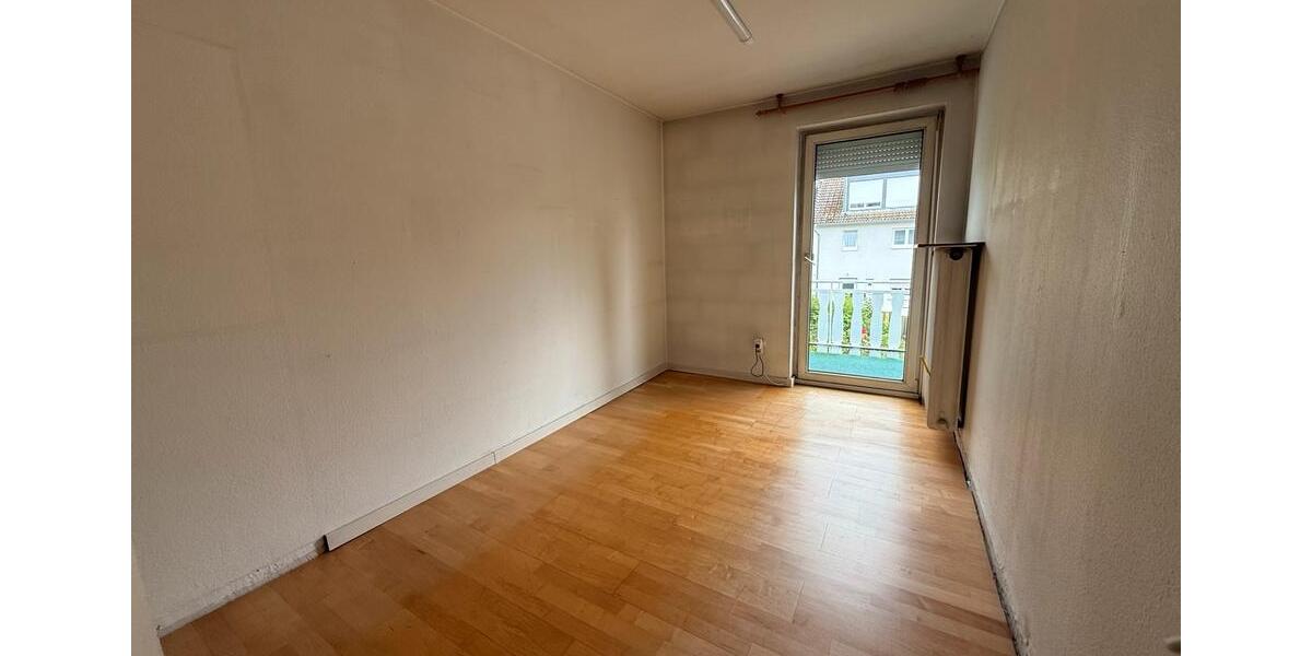 Reihenhaus Frankfurt am Main Eschersheim - 6 Zimmer, 165 m&sup2;, 700.000&euro; | Angebot:26939260