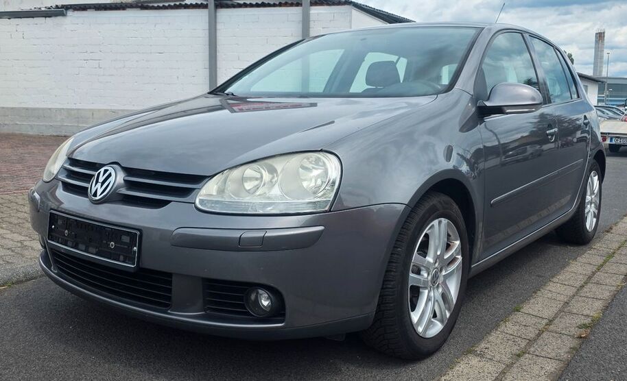 VW Golf 167.000 km 4.999 € Hainburg 63512