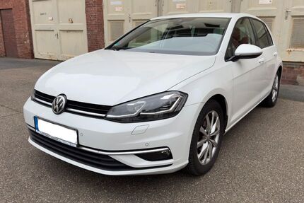 VW Golf 62.500 km 14.990 &euro; Rüsselsheim 65428