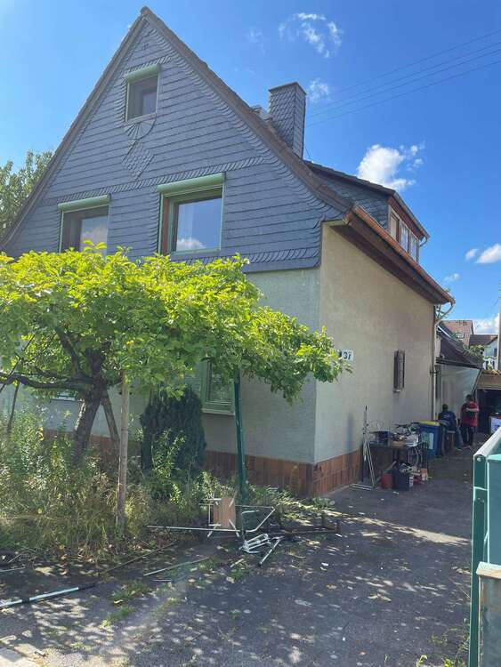 Haus zum Kaufen in Sossenheim 250.000 € 170 m²