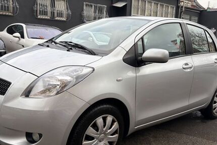 Toyota Yaris 130.000 km 5.999 € Frankfurt am Main 60431