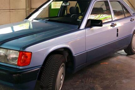 Mercedes-Benz 190 176.000 km 5.300 € Alzenau 63755