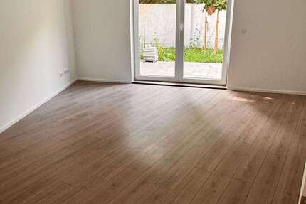 Wohnung zum Mieten in Offenbach 1.400 € 92 m² 3 zimmer