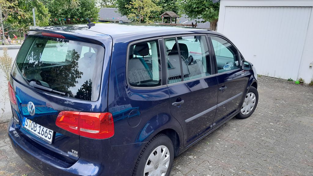 VW Touran 240.000 km 5.700 &euro; Bruchköbel 63486