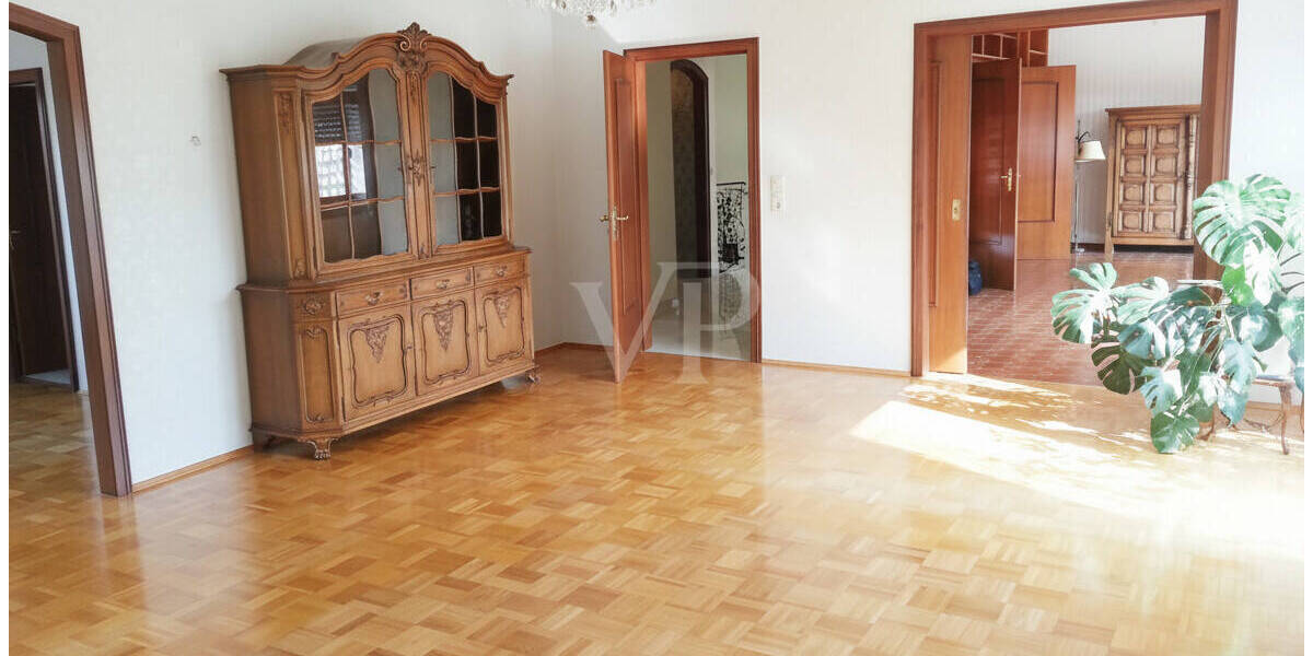 Bungalow Hofheim am Taunus Hofheim - 6 Zimmer, 180 m&sup2;, 849.000&euro; | Angebot:26043845