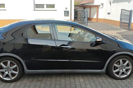 Honda Civic 229.000 km 3.900 € Hainburg 63512