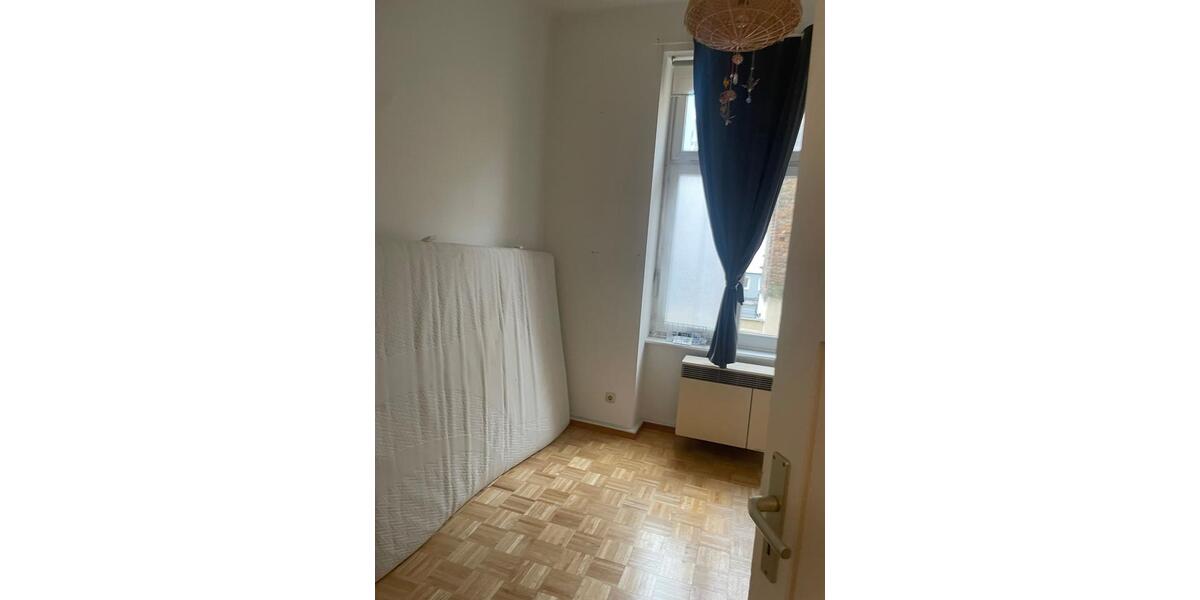Etagenwohnung Frankfurt am Main Nordend Ost - 2 Zimmer, 25 m&sup2;, 650&euro; | Angebot:25900739