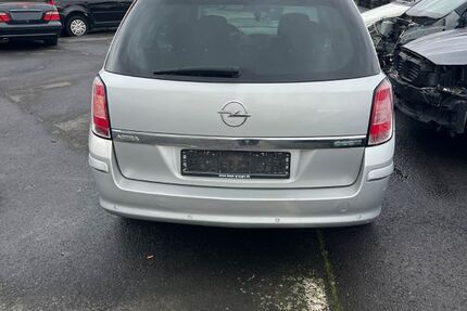 Opel Astra 245.000 km 2.200 &euro; Hanau 63452