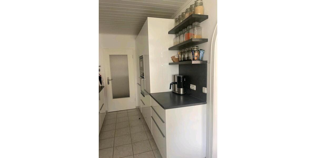 Etagenwohnung Dietzenbach - 3 Zimmer, 90 m&sup2;, 240.000&euro; | Angebot:27428986
