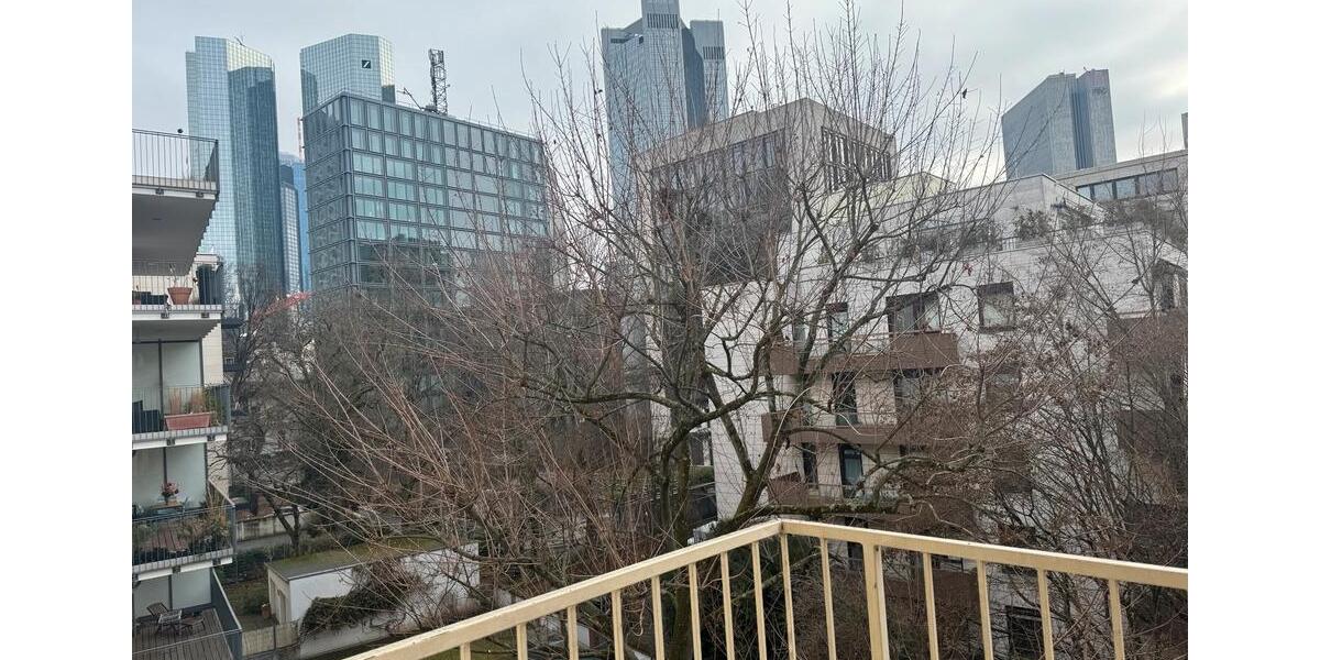 Charmante 2-Zimmer Westend‑Wohnung mit Balkon ins Grüne“ 2 zimmer