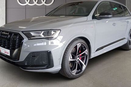 Audi Q7 17.000 km 87.480 € Frankfurt am Main 60314