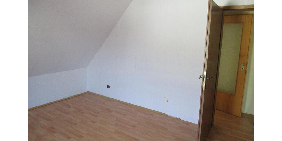 Etagenwohnung Dreieich - 1 Zimmer, 28 m&sup2;, 390&euro; | Angebot:26323145