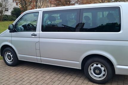 VW T5 Multivan 196.000 km 17.500 &euro; Hasselroth 63594