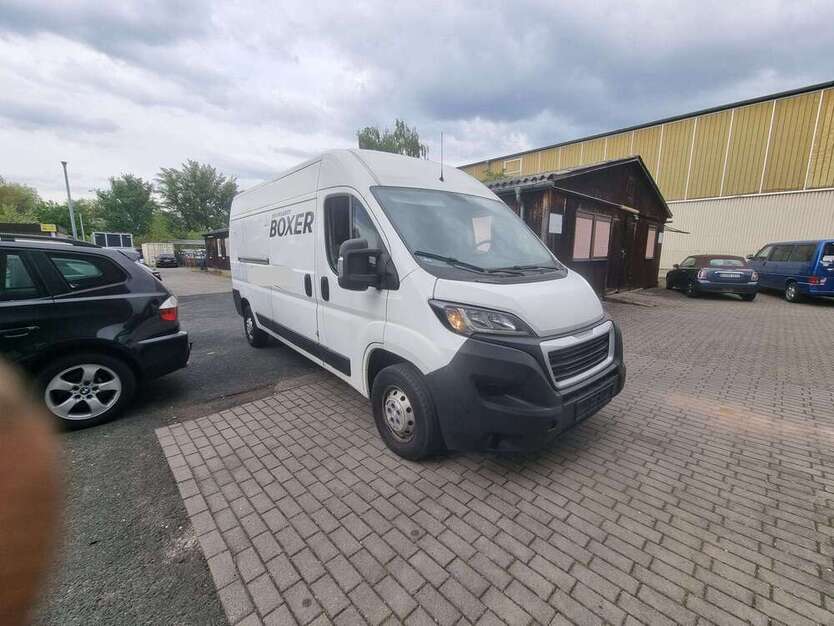 Peugeot Boxer 315.000 km 8.200 € Frankfurt am Main 60388