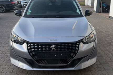 Peugeot 208 10.000 km 12.700 &euro; Rödermark 63322