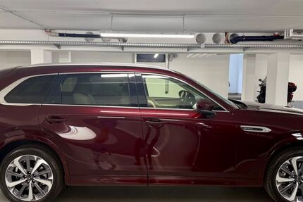 Mazda CX-80 5.400 km 53.900 € Frankfurt 60326