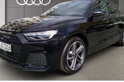 Audi A1 9.900 km 26.350 &euro; Frankfurt am Main 60314