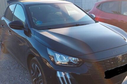 Peugeot 208 8.963 km 21.980 € Rüsselsheim 65428