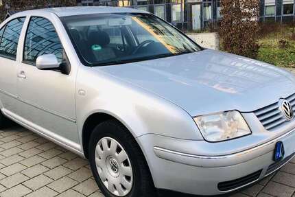 VW Bora 66.000 km 4.999 &euro; Frankfurt am Main 60435