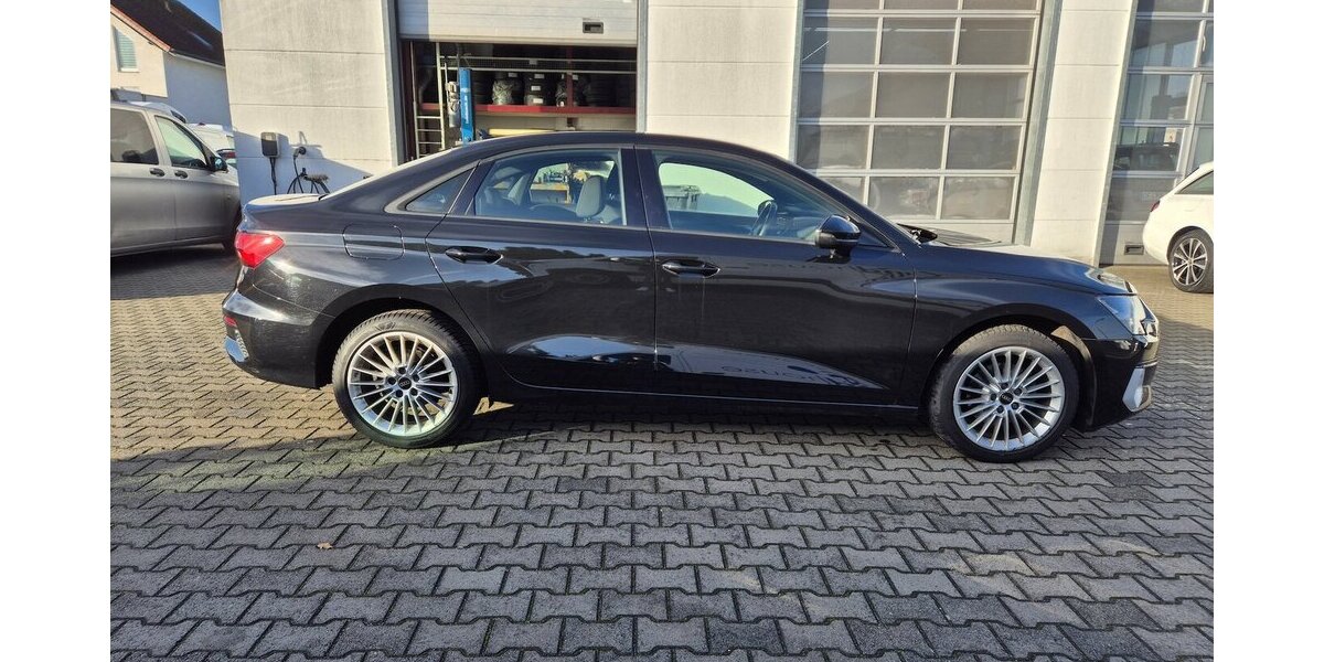 Audi A3 35 TDI advanced Navigation, AHK, AppleCarplay 69.827 km 21.900 &euro; Rodgau 63110