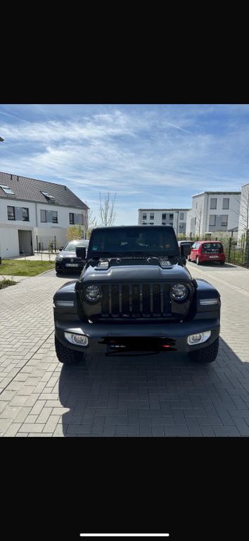 Jeep Wrangler 80.000 km 22.999 € Frankfurt 60311