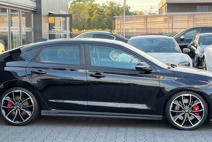 Hyundai i30 44.000 km 23.890 &euro; Seligenstadt 63500
