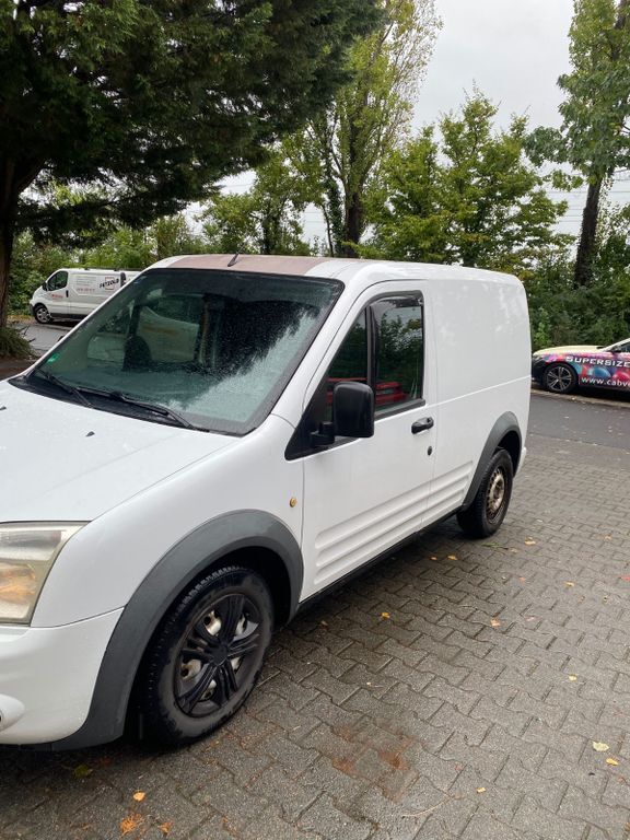 Ford Tourneo Connect 180.000 km 3.000 € Oberursel 61440