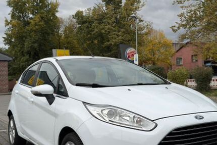 Ford Fiesta 99.514 km 5.150 € Frankfurt 60388