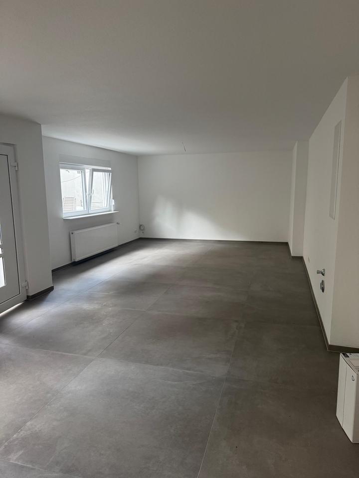 Hinterhaus zum Erstbezug in Niederdorfelden