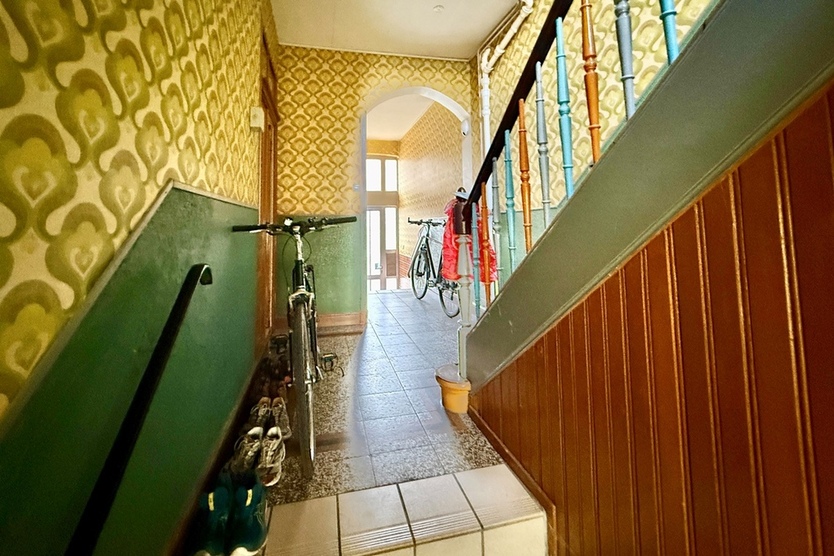 Charmantes 1- bis 3-Familienhaus in zentraler und dennoch ruhiger Lage von Neu-Isenburg 9 zimmer