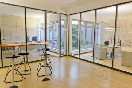 Büro in Düsseldorf 5.450 € 355 m²