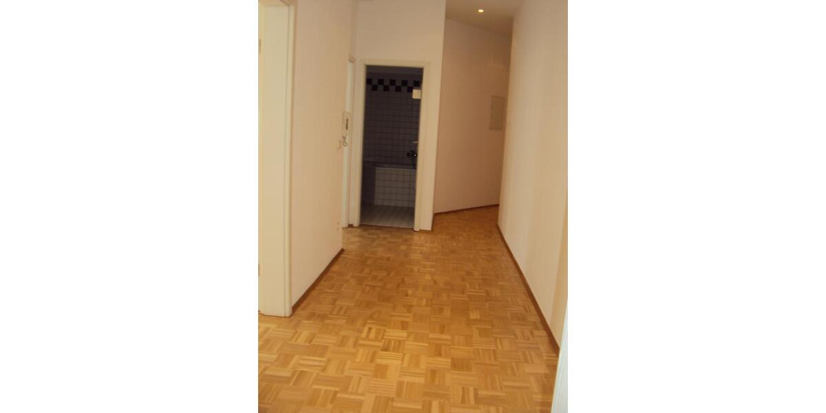 Dachgeschoßwohnung Frankfurt am Main Gutleutviertel - 2 Zimmer, 71 m&sup2;, 930&euro; | Angebot:26232495