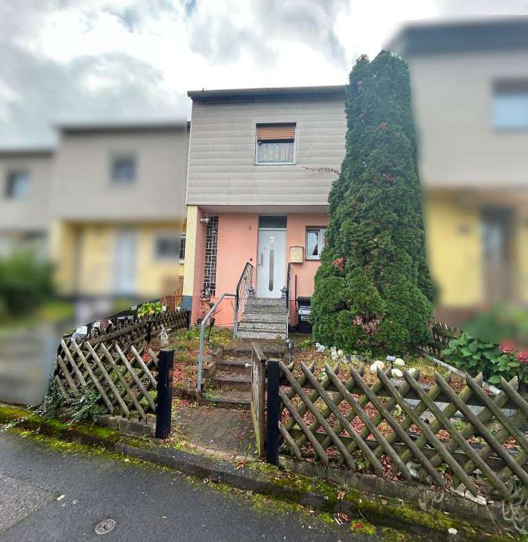 Haus zum Kaufen in Hanau 199.000 € 86 m² 4 zimmer