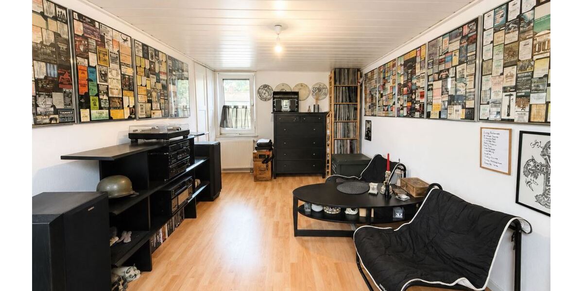 Gepflegtes Reihenmittelhaus mit eingewachsenem Garten am Frankfurter Berg - Erbbaurecht - Reihenhaus Frankfurt am Main Eschersheim | Angebot:27330210