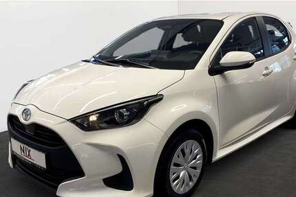 Toyota Yaris 5.100 km 20.990 &euro; Offenbach 63071
