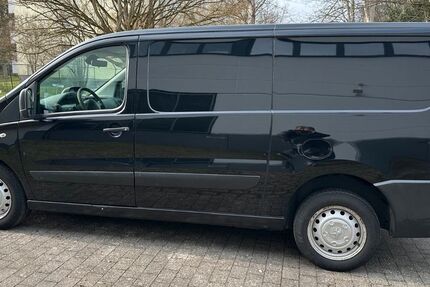 Peugeot Expert 351.695 km 2.650 &euro; Obertshausen 63179