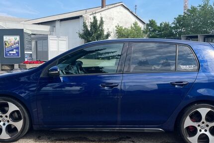 VW Golf 203.000 km 7.500 &euro; Rüsselsheim 65428