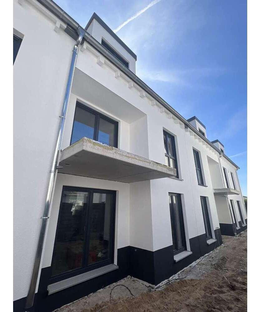 Haus zum Kaufen in Mörfelden-Walldorf 549.000 € 98.76 m²