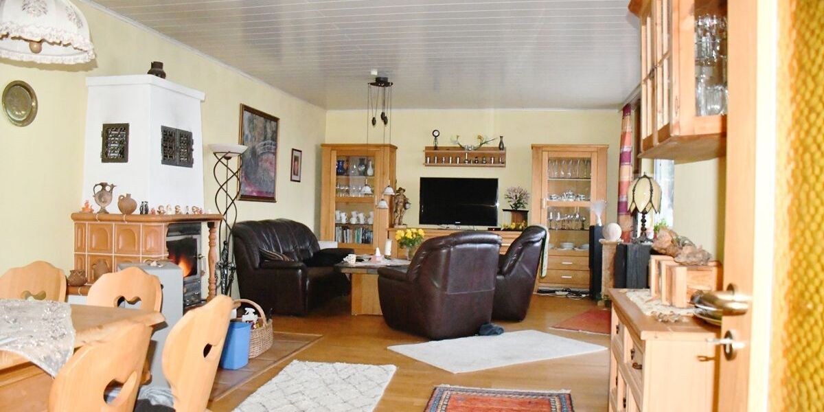 Freistehendes gepflegtes Zweifamilienhaus in Weiterstadt - Zweifamilienhaus Weiterstadt Weiterstadt | Angebot:26006782