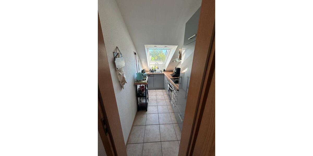Dachgeschoßwohnung Aschaffenburg Damm - 2 Zimmer, 52 m&sup2;, 725&euro; | Angebot:26705054