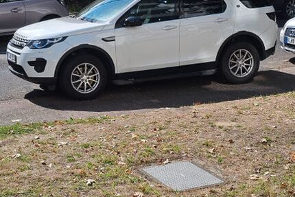 Land Rover Discovery Sport 230.655 km 8.900 &euro; Frankfurt 65933