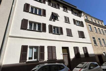 3-Zi-Eigentumswohnung im 1. OG, vermietet, gepflegter Altbau in Wiesbaden - Balkon & Keller 3 zimmer