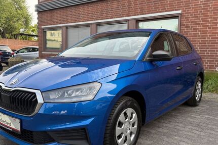 Skoda Fabia 16.000 km 15.890 € Rüsselsheim am Main 65428