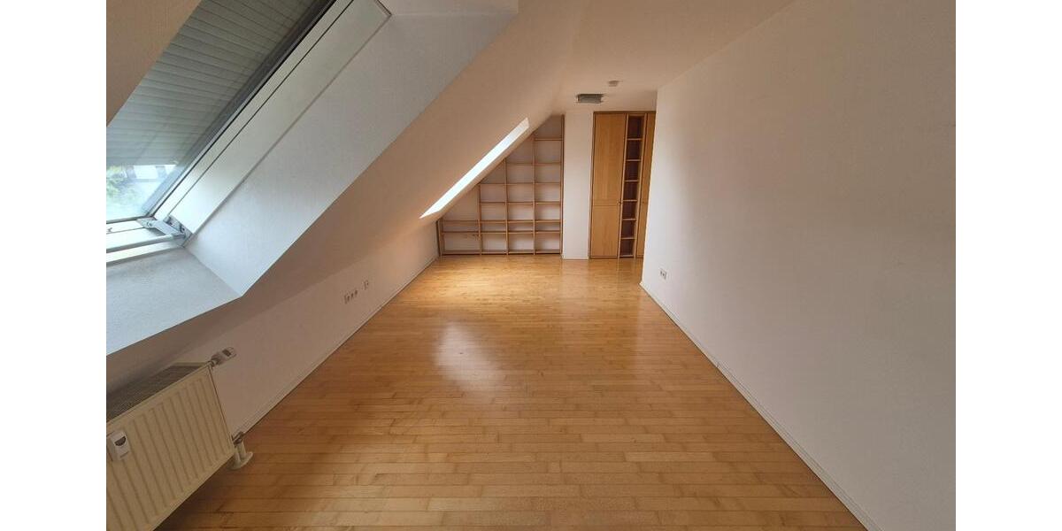 Etagenwohnung Dreieich - 3 Zimmer, 90 m&sup2;, 1.430&euro; | Angebot:26661980