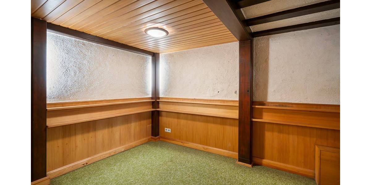 Reihenmittelhaus Frankfurt am Main Dornbusch - 4 Zimmer, 102 m&sup2;, 580.000&euro; | Angebot:26805151