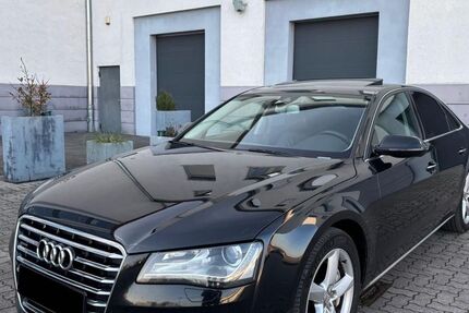 Audi A8 288.000 km 10.300 &euro; Rodgau 63110