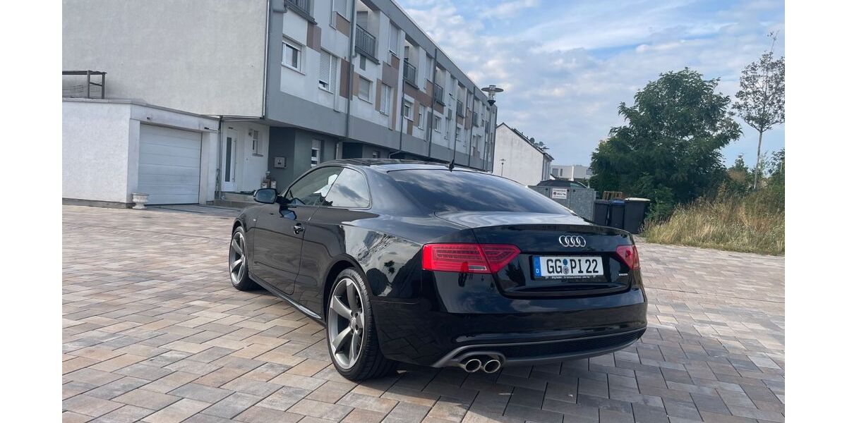 Audi A5 168.000 km 14.900 &euro; Kelsterbach 65451
