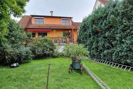 Haus zum Kaufen in Langen 1.100.000 € 375 m²