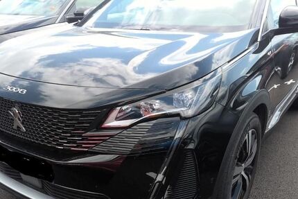 Peugeot 3008 39.743 km 24.680 &euro; Rüsselsheim 65428