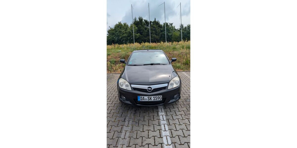 Opel Tigra 124.130 km 2.399 &euro; Weiterstadt 64331